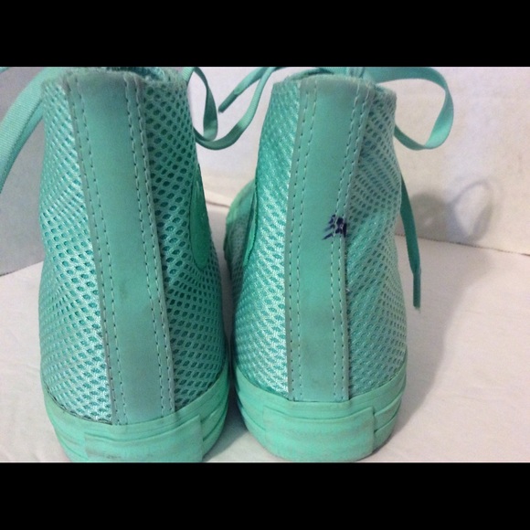 Converse - Picture 4 of 7